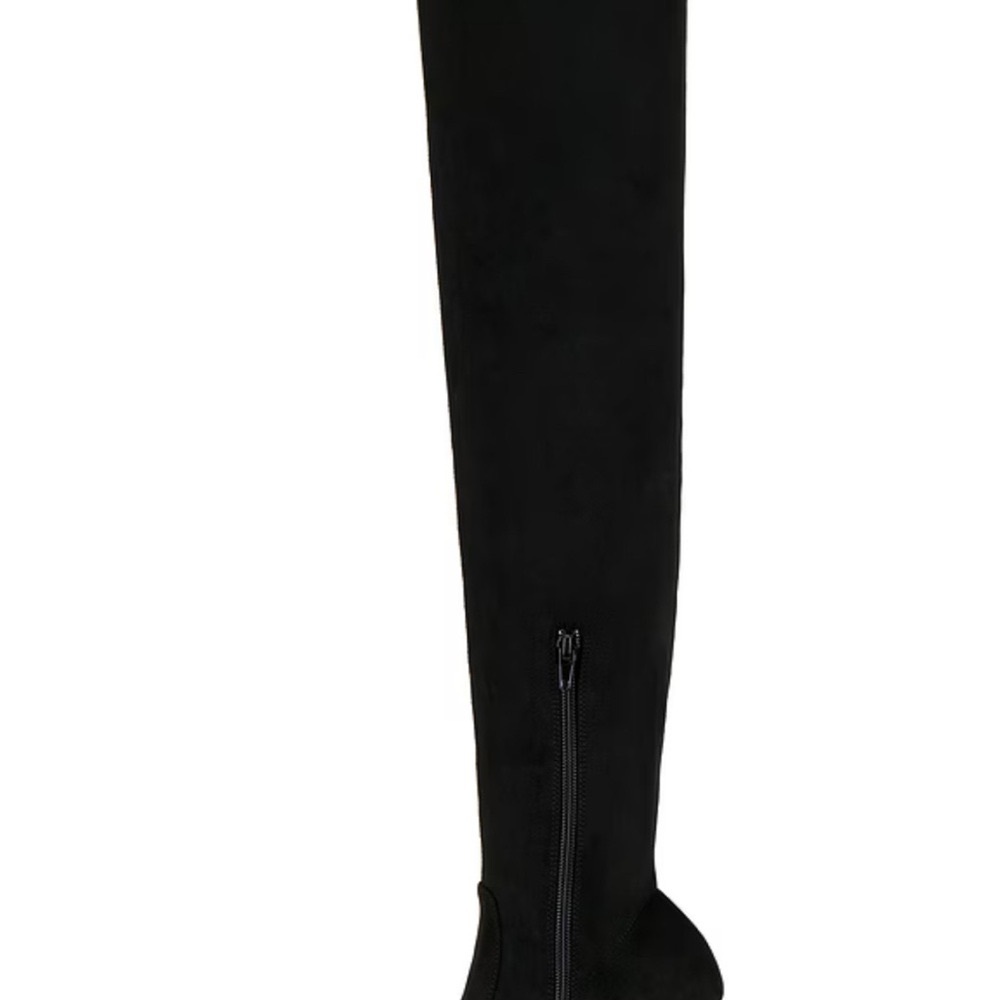 Sleek Black Over-the-Knee Boots with Tall Heel